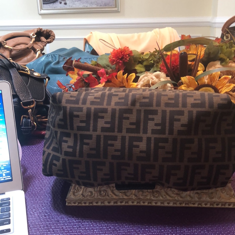This is signature a Fendi Tobacco Zucca Print Canvas Borsa B. Hobo Bag - Picture 4 of 8